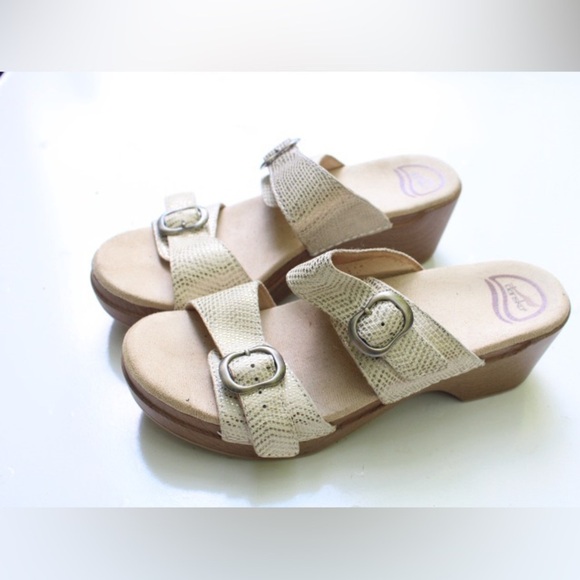 Dansko wedge sandals - Picture 2 of 16